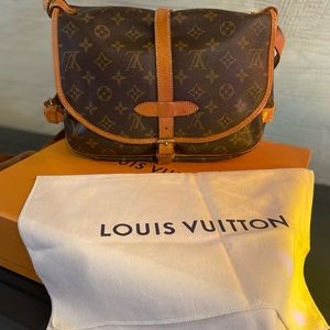 Louis Vuitton Saumur Crossbody Bag